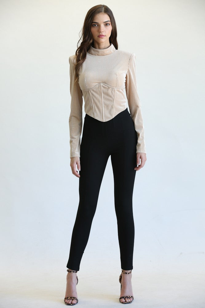 Blusa de Canalé con Corte Corset y Hombros Marcados