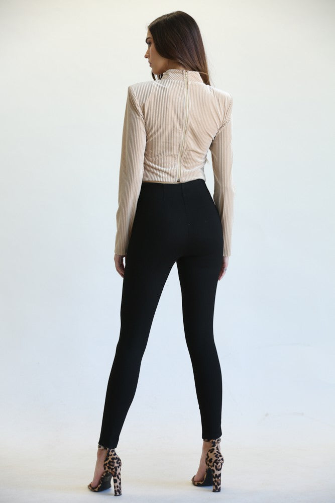 Blusa de Canalé con Corte Corset y Hombros Marcados