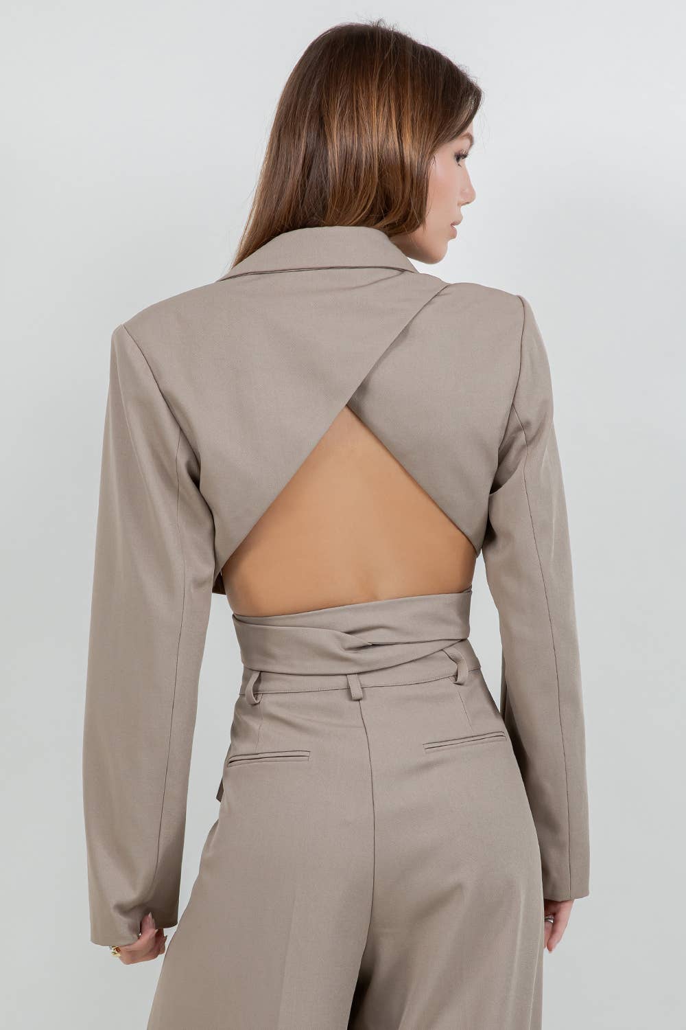 Structured Cropped Blazer with Belt – Black