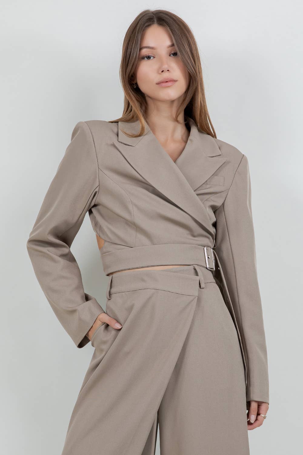 Structured Cropped Blazer with Belt – Black