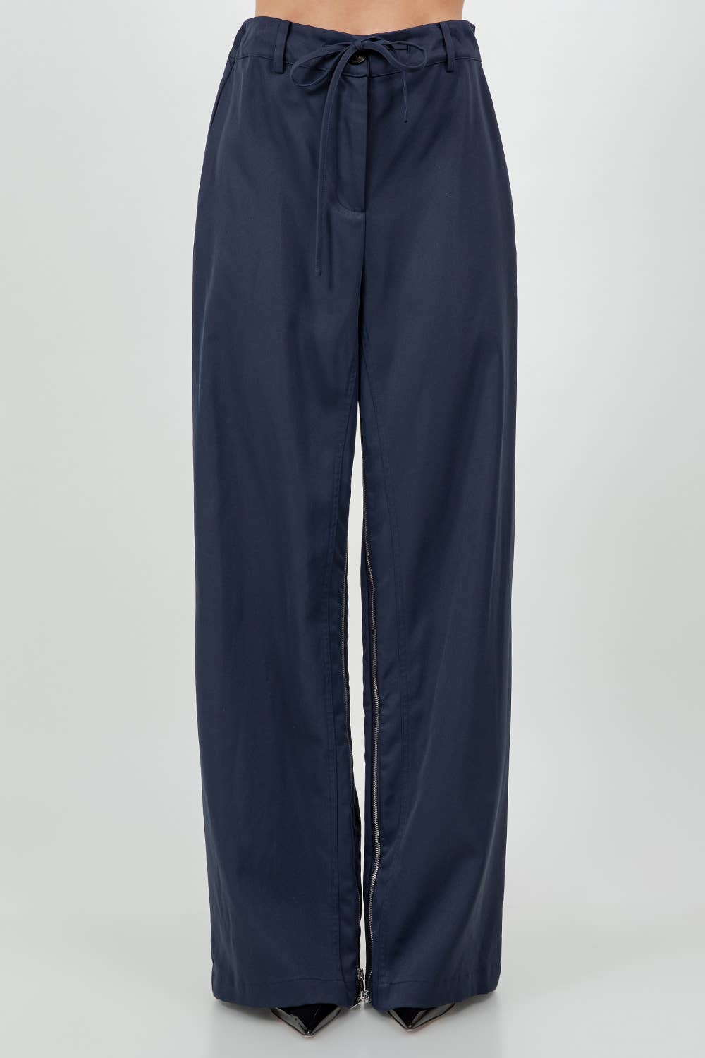 Utility Pants with Zippers on the Internal Seam – Navy Color
